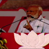 पीएम मोदी ने धर्म के मुद्दे पर ममता बनर्जी को घेरा, कहा- ‘जय श्री राम’ कहने वालों को दीदी कर रहीं गिरफ्तार