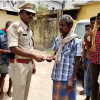 एनकाउंटर में मारे गए नक्सलियों के शव लेने पहुंचे परिजन, पुलिस ने सहायता राशि भी दी.. देखिए