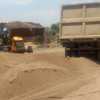 रेत माफिया पर कार्रवाई, 10 हाइवा और डंपर जब्त