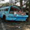 प्रवासी मजदूरों को लेकर पश्चिम बंगाल जा रही बस दुर्घटनाग्रस्त, 20 लोग हुए घायल