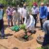 विश्व पर्यावरण दिवस : विधानसभा स्पीकर डॉ चरणदास महंत और कोरबा सांसद ज्योत्सना महंत ने किया पौधरोपण