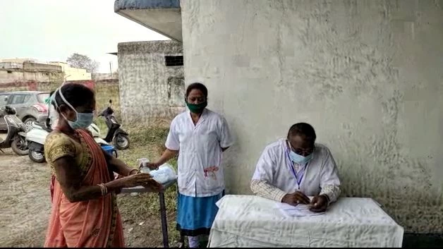 जांजगीर जिले में कोरोना वैक्सिनेशन का ड्राई रन, पहले चरण में 10 हजार 400 लोगों को दी जाएगी वैक्सीन