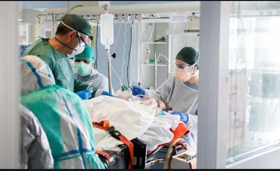 15 प्राइवेट अस्पतालों को CMHO ने थमाया नोटिस, रेमडेसिविर इंजेक्शन और ओवर चार्ज करने का मामला