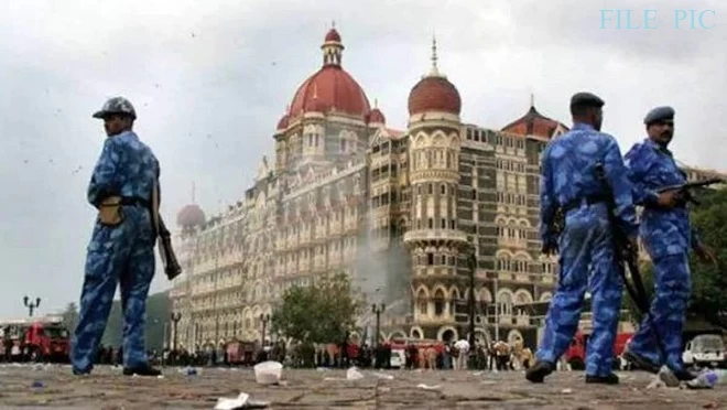 मुंबई के ताज होटल में दो आतंकवादियों के घुसने की सूचना ! पुलिस ने खंगाला होटल, स्कूली छात्र ने फोन कर दी थी जानकारी