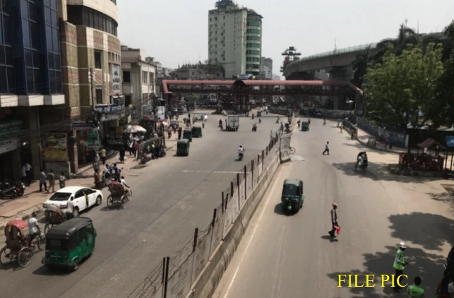 Dhaka lockdown news 2021 : देशभर में 14 जुलाई तक लगाया गया लॉकडाउन, कोरोना के बढ़ते मामलों को देखते हुए इस देश की सरकार ने लिया फैसला