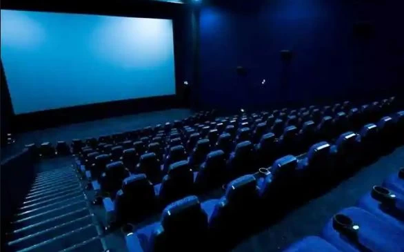 सिनेमा घरों में अभी नहीं ले पाएंगे फिल्म देखने का मजा, टॉकीज संचालकों और सरकार के बीच गहराया विवाद